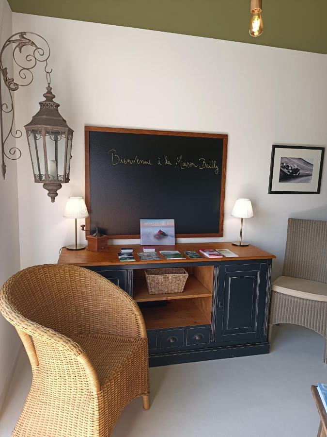 Maison Bailly Ducey-Les Cheris Eksteriør bilde